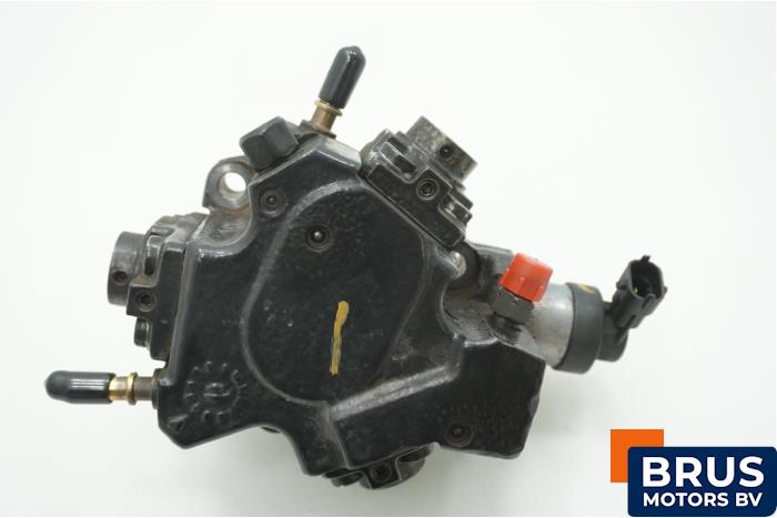 Usagé Pompe carburant mécanique Mercedes Vito (447.6) 1.6 109 CDI 16V Prix € 363,00 Prix TTC proposé par Brus Motors BV