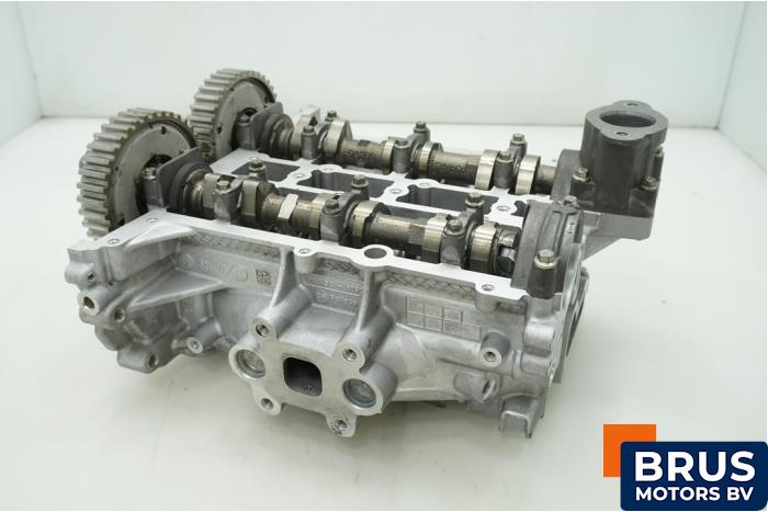 Begagnade Topplock Ford Focus 3 1.0 Ti-VCT EcoBoost 12V 125 Pris € 605,00 Inklusive moms erbjuds av Brus Motors BV