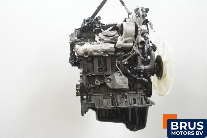 Motor van een Ford Transit 2.0 TDCi 16V Eco Blue 130 RWD 2022