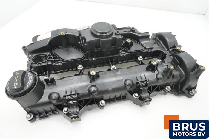 Gebrauchte Ventildeckel Mercedes C (W205) C-220d 2.0 Turbo 16V 4-Matic Preis € 151,25 Mit Mehrwertsteuer angeboten von Brus Motors BV
