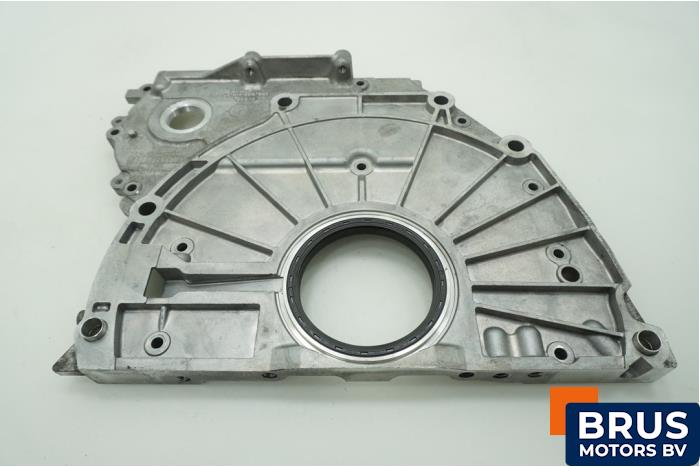 Usagé Couvercle de distribution BMW 3 serie (F30) 320d 2.0 16V Prix € 90,75 Prix TTC proposé par Brus Motors BV