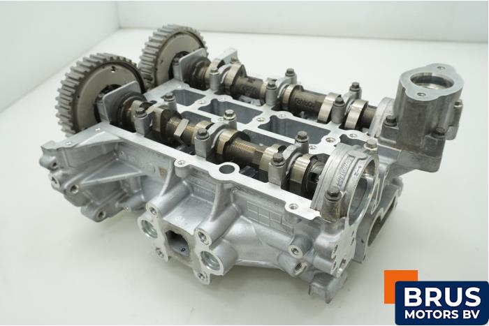 Begagnade Topplock Ford Focus 3 1.0 Ti-VCT EcoBoost 12V 125 Pris € 605,00 Inklusive moms erbjuds av Brus Motors BV