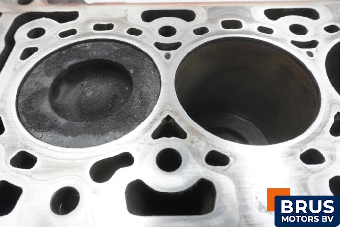 Engine from a Ford Transit Custom 2.0 TDCi 16V Eco Blue 130 2022
