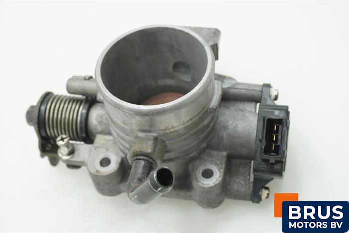 Gebrauchte Drosselklappengehäuse Kia Rio (DC22/24) 1.5 16V Preis € 60,50 Mit Mehrwertsteuer angeboten von Brus Motors BV