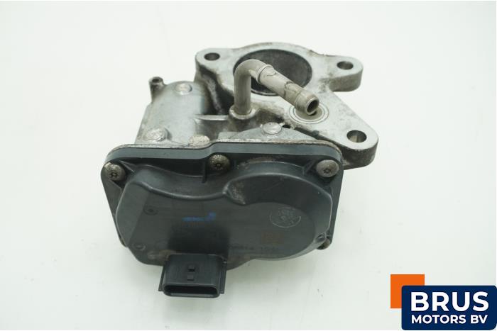 Usados Válvula EGR Renault Master III (FV) 2.3 dCi 145 16V FWD Precio € 90,75 IVA incluido ofrecido por Brus Motors BV