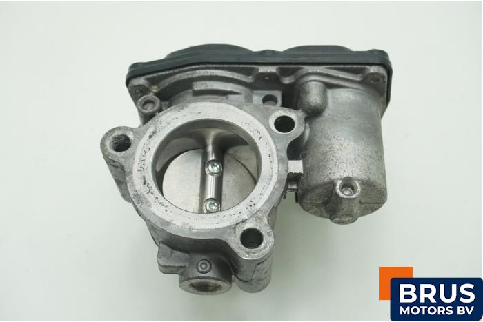 Usagé Boitier papillon Ford Transit Connect (PJ2) 1.0 EcoBoost 12V 100 Prix € 60,50 Prix TTC proposé par Brus Motors BV