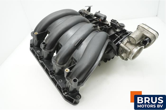 Używane Kolektor dolotowy BMW 3 serie (E90) 318i 16V Cena € 60,50 Z VAT oferowane przez Brus Motors BV