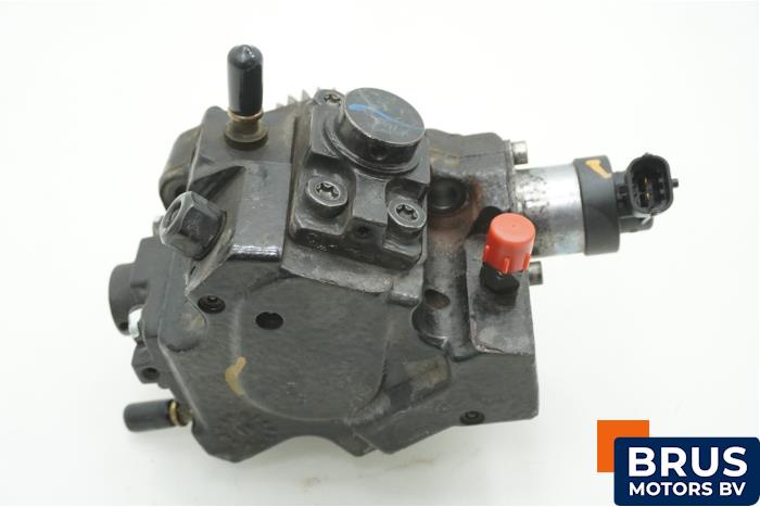 Usagé Pompe carburant mécanique Mercedes Vito (447.6) 1.6 111 CDI 16V Prix € 363,00 Prix TTC proposé par Brus Motors BV