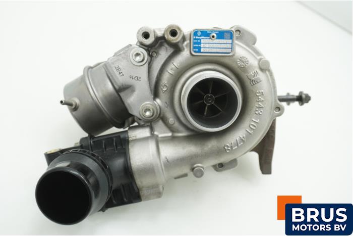 Używane Turbo Mercedes C (W205) C-180 1.6 CDI BlueTEC, C-180 d 16V Cena € 423,50 Z VAT oferowane przez Brus Motors BV