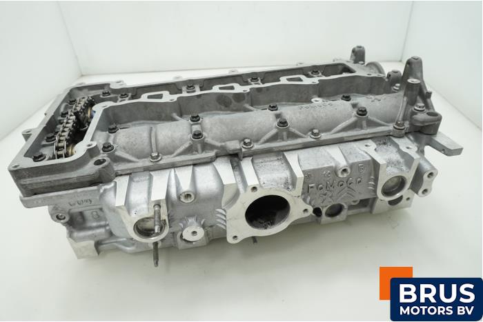 Usagé Culasse Opel Vivaro 2.0 CDTI 150 Prix € 1.512,50 Prix TTC proposé par Brus Motors BV