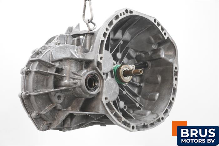 Usagé Boîte de vitesse Renault Master III (FV) 2.3 dCi 165 16V FWD Prix € 2.359,50 Prix TTC proposé par Brus Motors BV