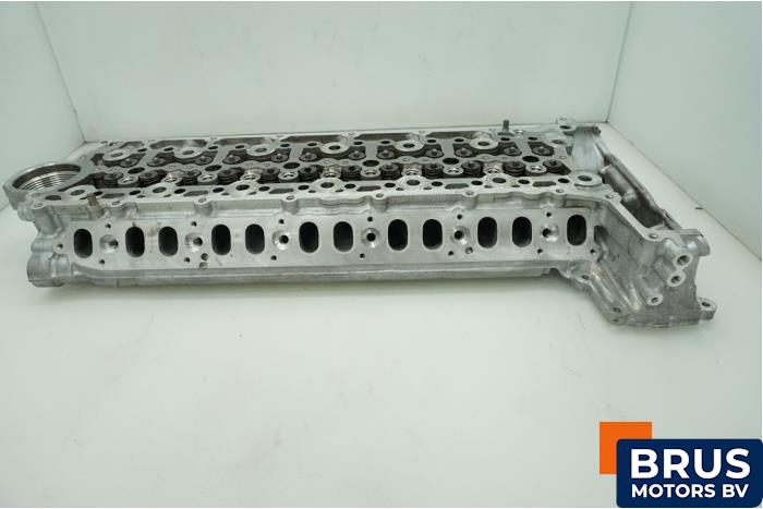 Begagnade Topplock Landrover Defender II 110 3.0 D250 MHEV Pris € 2.117,50 Inklusive moms erbjuds av Brus Motors BV