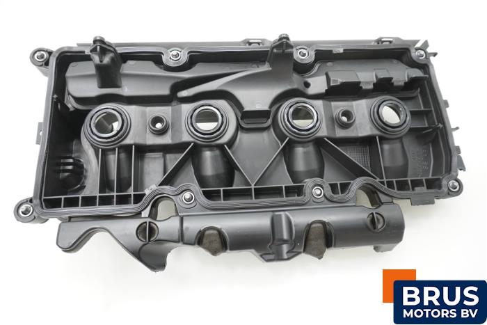 Ventildeckel van een Volkswagen Caddy Cargo V (SBA/SBH) 2.0 TDI 75 2022