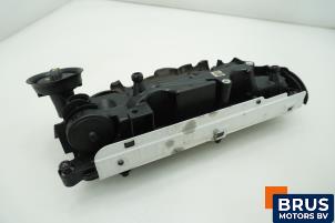 Ventildeckel van een Volkswagen Caddy Cargo V (SBA/SBH) 2.0 TDI 75 2022