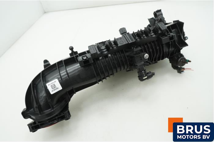 Begagnade Insugsrör BMW 1 serie (F20) 118i 1.5 TwinPower 12V Pris € 151,25 Inklusive moms erbjuds av Brus Motors BV