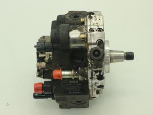 Usados Bomba de gasolina mecánica Peugeot 307 (3A/C/D) 1.6 HDiF 16V Precio € 90,75 IVA incluido ofrecido por Brus Motors BV