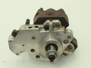 Used Mechanical fuel pump Opel Vivaro A 1.9 DTI 16V Price € 90,75 Inclusive VAT offered by Brus Motors BV
