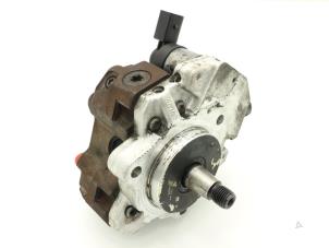 Used Mechanical fuel pump BMW 5 serie (E60) 520d 16V Corporate Lease Price € 181,50 Inclusive VAT offered by Brus Motors BV