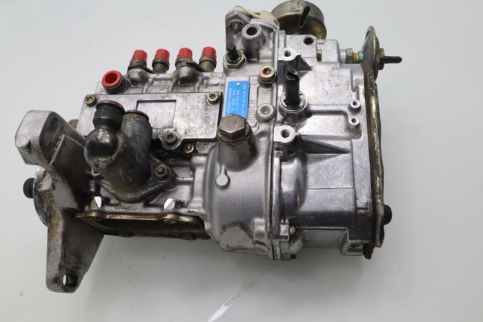 Mechanical fuel pump Mercedes Vito 2.3 110D - A6010706001 60197000 BOSCH