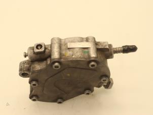 Used Mechanical fuel pump Volkswagen Touareg (7LA/7L6) 5.0 TDI V10 Price € 60,50 Inclusive VAT offered by Brus Motors BV