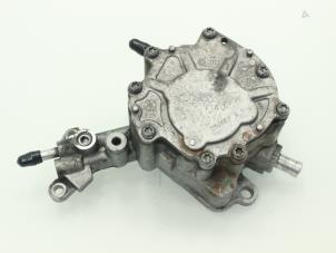 Used Mechanical fuel pump Volkswagen Touran (1T1/T2) 1.9 TDI 105 Price € 60,50 Inclusive VAT offered by Brus Motors BV