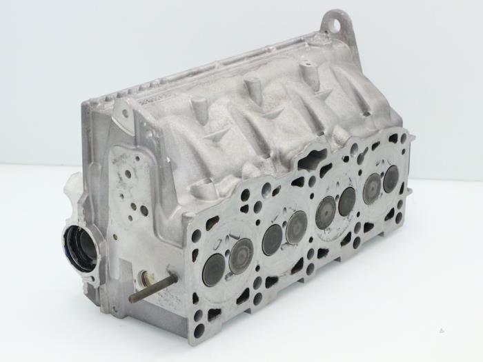 Cylinder head from a Volkswagen Golf IV 4Motion (1J1) 1.9 TDI 115 2004
