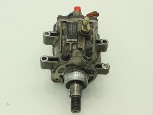 Used Mechanical fuel pump Renault Vel Satis (BJ) 3.0 dCi V6 24V Price € 211,75 Inclusive VAT offered by Brus Motors BV