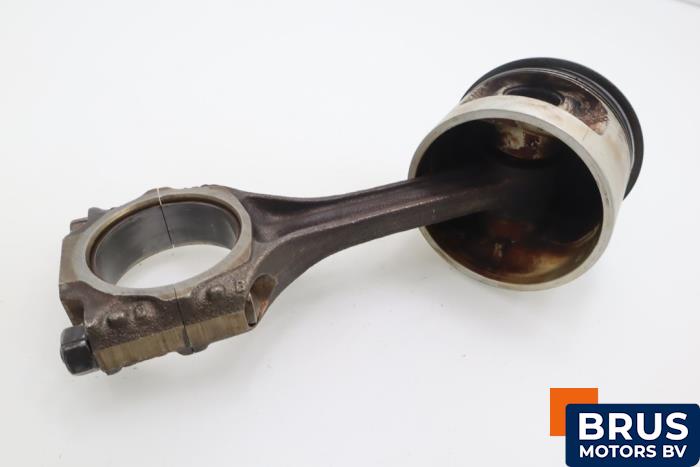 Usados Biela Volkswagen Golf III (1H1) 1.8 CL,GL Precio € 60,50 IVA incluido ofrecido por Brus Motors BV
