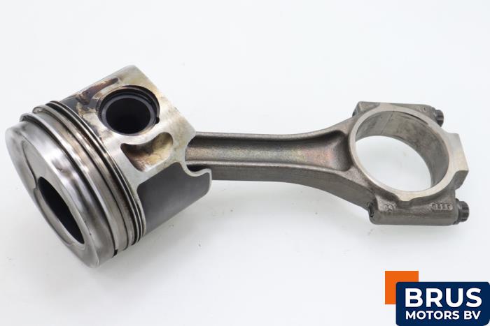 Usagé Bielle Volkswagen Golf V Variant (1K5) 1.9 TDI Prix € 90,75 Prix TTC proposé par Brus Motors BV