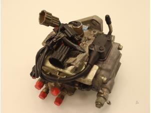 Used Mechanical fuel pump Nissan Primera Estate (WP11) 2.0 TD Price € 302,50 Inclusive VAT offered by Brus Motors BV