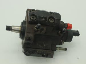 Used Mechanical fuel pump Renault Laguna II (BG) 1.9 dCi 105 Price € 90,75 Inclusive VAT offered by Brus Motors BV