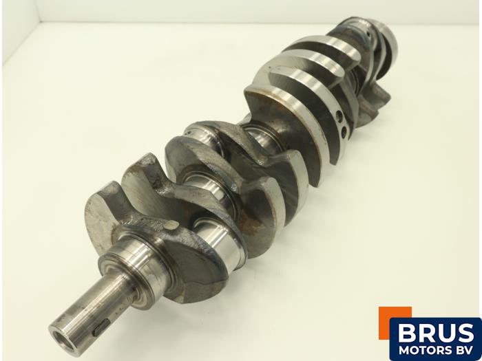 Usagé Vilebrequin Ssang Yong Rexton 2.7 Xdi RX/RJ 270 16V Prix € 302,50 Prix TTC proposé par Brus Motors BV