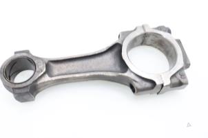 Used Connecting rod Fiat Ducato (290) 2.5 D Price € 90,75 Inclusive VAT offered by Brus Motors BV