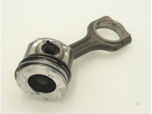 Used Connecting rod Citroen C4 Berline (LC) 1.6 HDi 16V 110 Price € 90,75 Inclusive VAT offered by Brus Motors BV