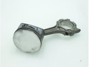 Used Connecting rod Opel Astra G (F07) 1.6 16V Twin Port Price € 90,75 Inclusive VAT offered by Brus Motors BV