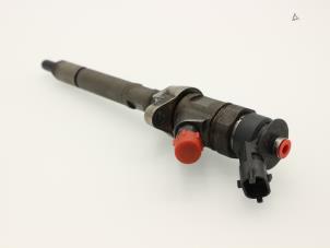 Used Injector (diesel) Peugeot 308 (4A/C) 1.6 HDi 16V Price € 90,75 Inclusive VAT offered by Brus Motors BV