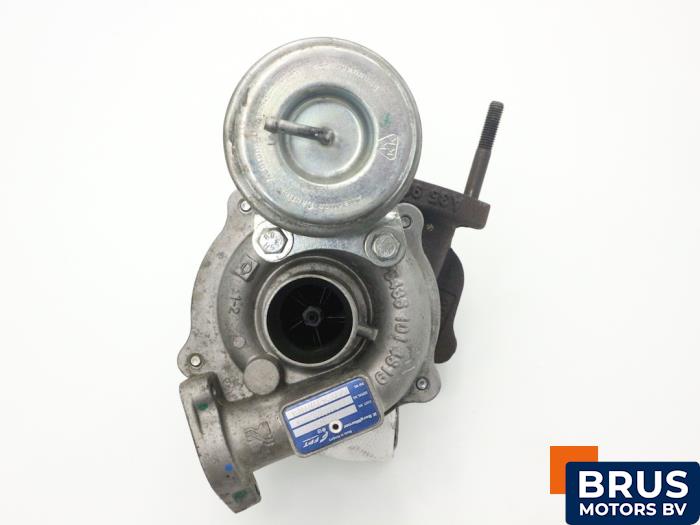 Usagé Turbo Fiat Panda (169) 1.3 D 16V Multijet 4x4 Prix € 302,50 Prix TTC proposé par Brus Motors BV