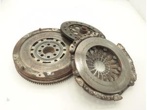 Used Dual mass flywheel BMW 5 serie (E34) 525tds Price € 242,00 Inclusive VAT offered by Brus Motors BV