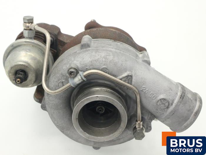 Używane Turbo Volvo V70 (SW) 2.5 D Cena € 90,75 Z VAT oferowane przez Brus Motors BV