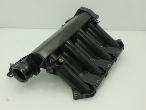 Used Intake manifold Mercedes Sprinter 2t (901/902) 211 CDI 16V Price € 90,75 Inclusive VAT offered by Brus Motors BV