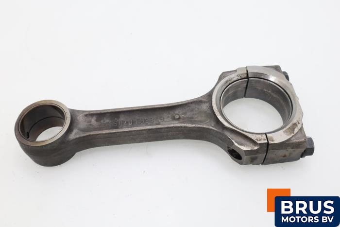 Begagnade Vevstake Opel Monterey (A) 3.1 TD Pris € 90,75 Inklusive moms erbjuds av Brus Motors BV