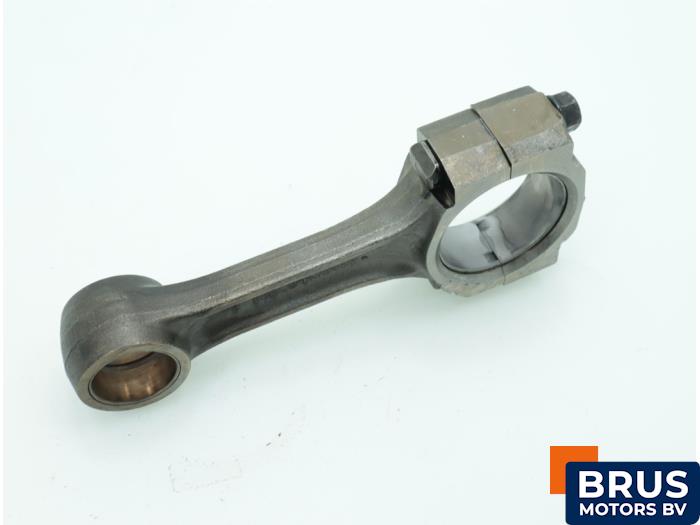 Usagé Bielle Opel Campo (TFR/TFS) 2.5 TD 4x4 Prix € 90,75 Prix TTC proposé par Brus Motors BV