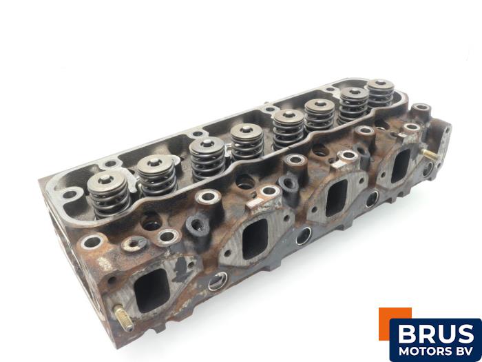 Gebrauchte Zylinderkopf Opel Campo (TFR/TFS) 2.5 DTI 4x4 Preis € 484,00 Mit Mehrwertsteuer angeboten von Brus Motors BV