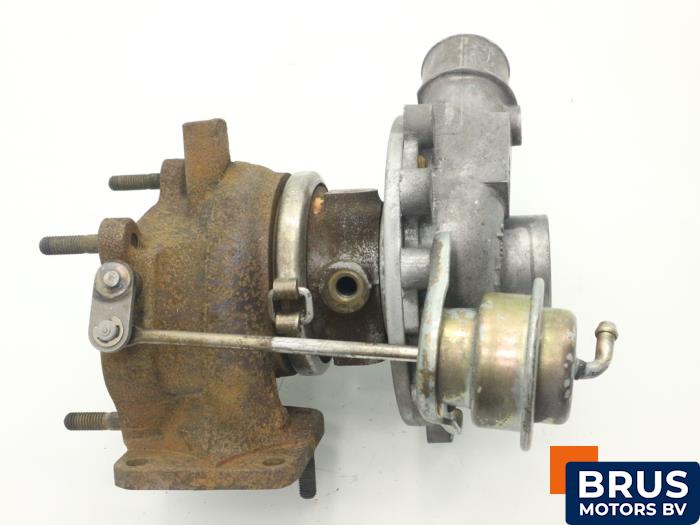 Używane Turbo Mazda MPV (LV12/52) 2.5 TD LX,GLX 12V Cena € 302,50 Z VAT oferowane przez Brus Motors BV