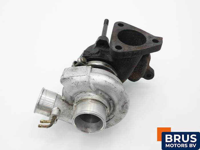Używane Turbo Mitsubishi L-400 2.5 TD Cena € 302,50 Z VAT oferowane przez Brus Motors BV