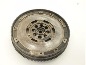 Used Dual mass flywheel Mercedes ML I (163) 230 2.3 16V Price € 242,00 Inclusive VAT offered by Brus Motors BV