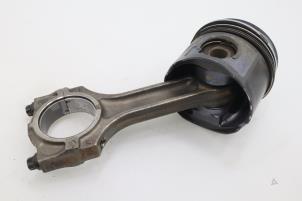 Used Connecting rod BMW 3 serie (E46/4) 320d 16V Price € 90,75 Inclusive VAT offered by Brus Motors BV