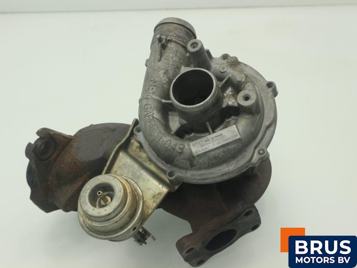 Używane Turbo Peugeot 807 2.0 HDi 16V FAP Cena € 363,00 Z VAT oferowane przez Brus Motors BV