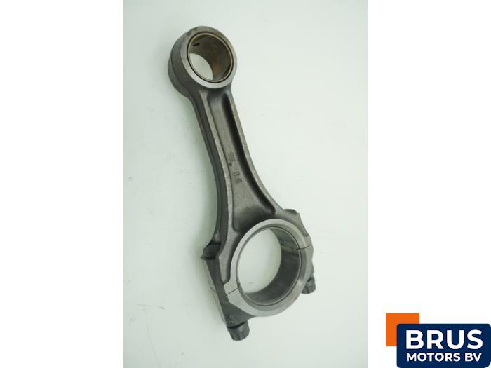 Usados Biela Nissan Atleon Precio € 121,00 IVA incluido ofrecido por Brus Motors BV