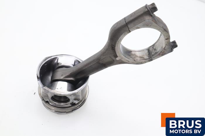 Usagé Bielle Ford Fiesta 5 (JD/JH) 1.4 TDCi Prix € 90,75 Prix TTC proposé par Brus Motors BV